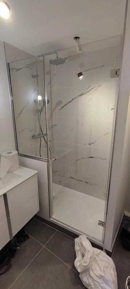 Paroi de douche - chromé brillant ©MAD
