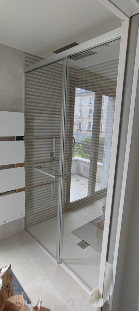 Parois de douche coulissantes 2 vantaux ©MAD